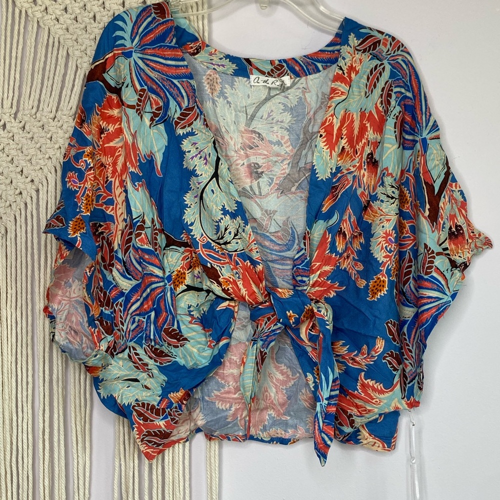NWT On The Road wrap / tie top